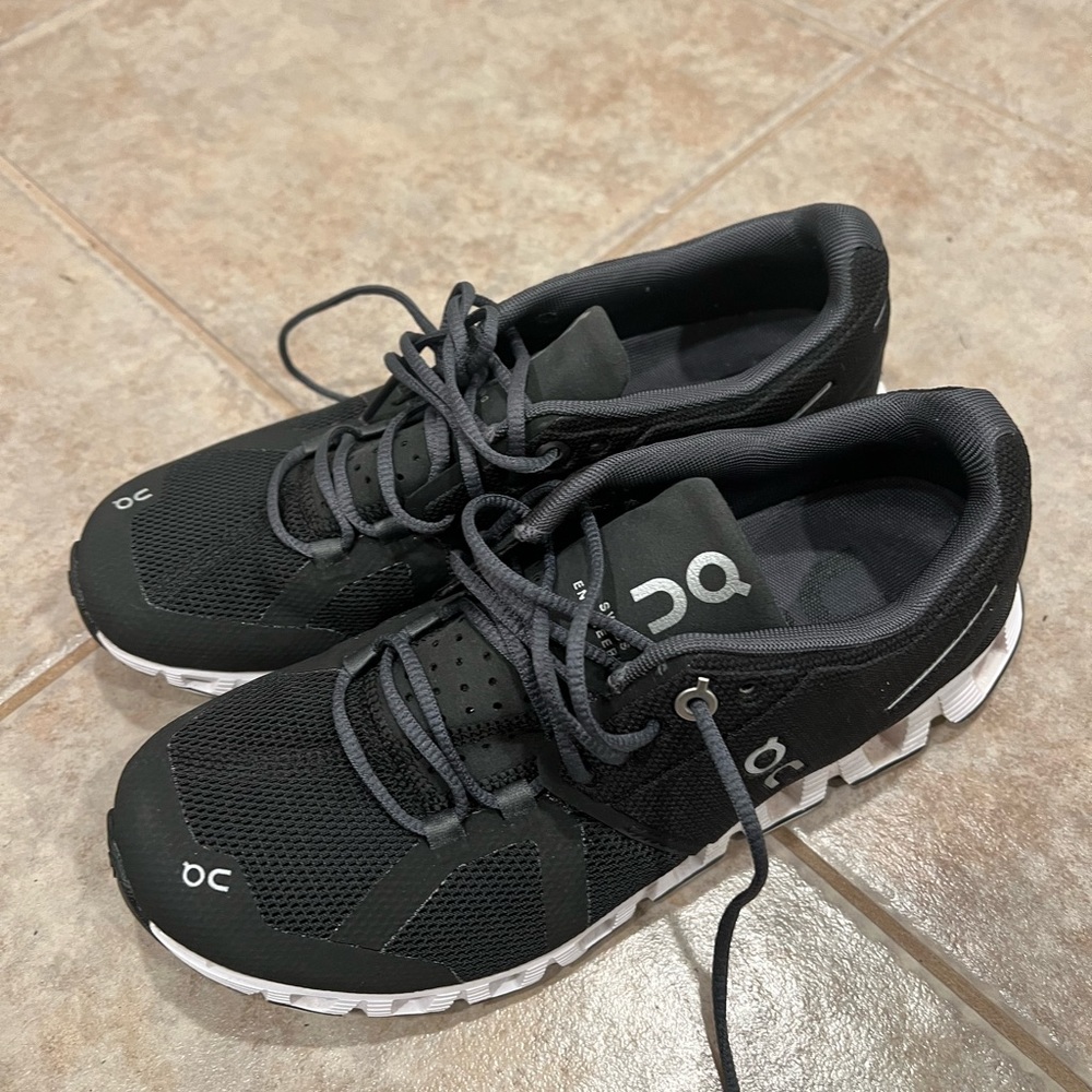 On Womens Size 6. Black/White. Like New.